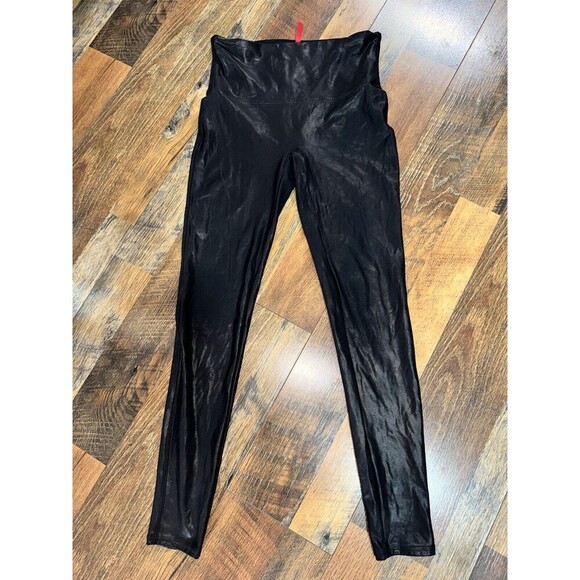 Spanx Faux Leather Legging Womens L 10” Rise Compression Slimming 28" Inseam - Picture 1 of 3